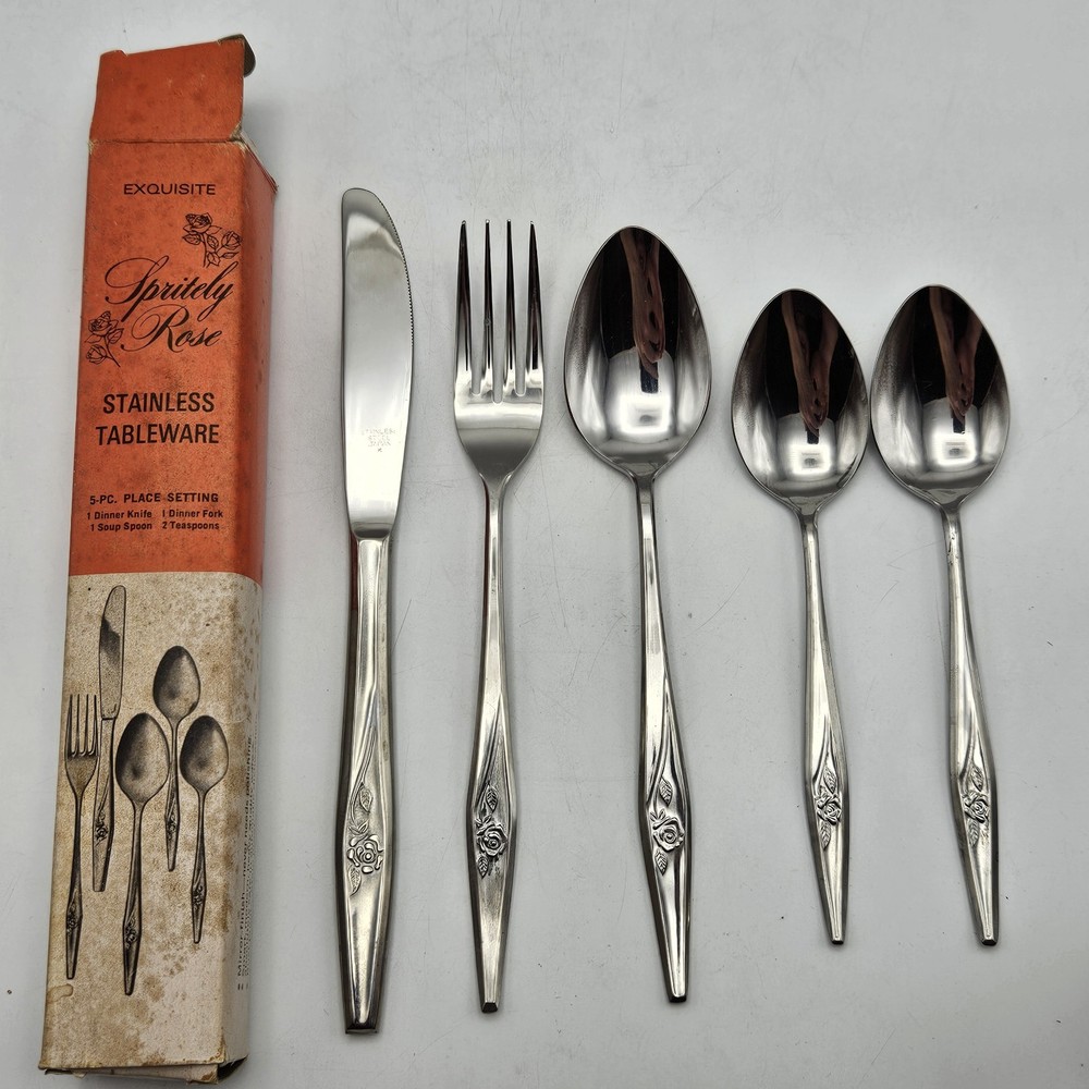 Creative Manor Spritely Rose Stainless 5 pc Place Setting ~ with Box (Japan)