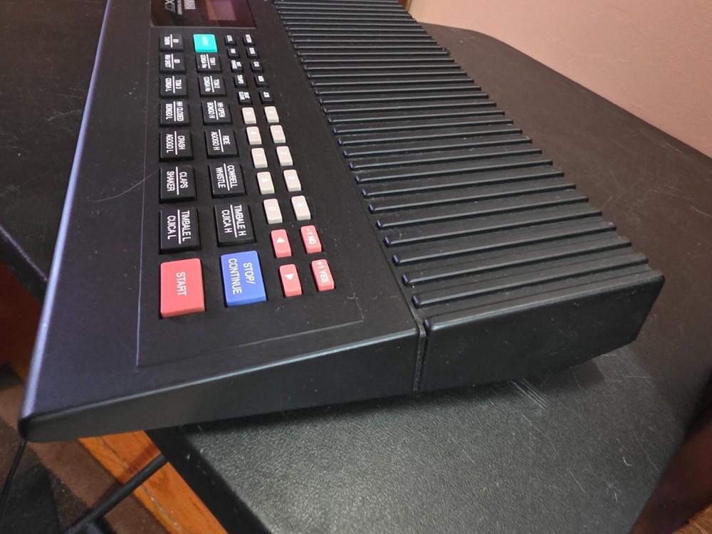 YAMAHA RX17 Digital Rhythm Programmer / Drum Machine