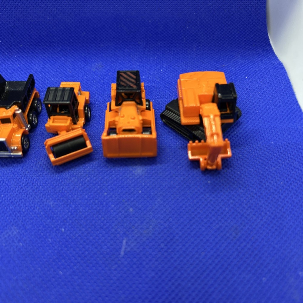 Micro Machines Construction Lot - Bulldozer Cement Tow Roller Excavator Loader