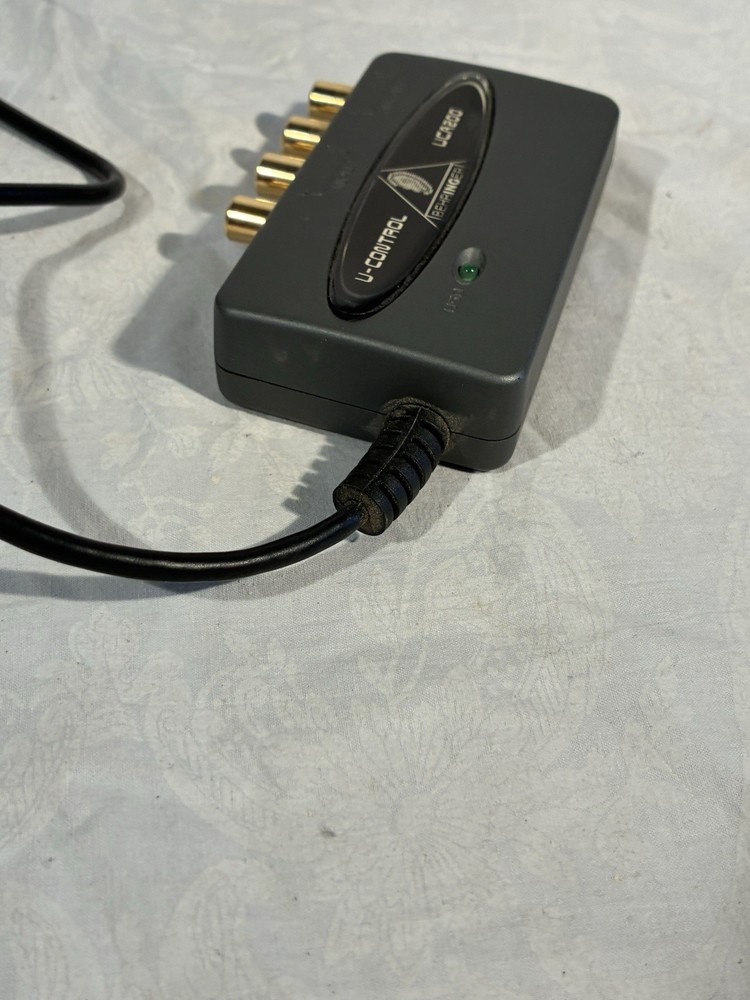 Behringer UCA200 U-Control USB Audio Interface Excellent Condition