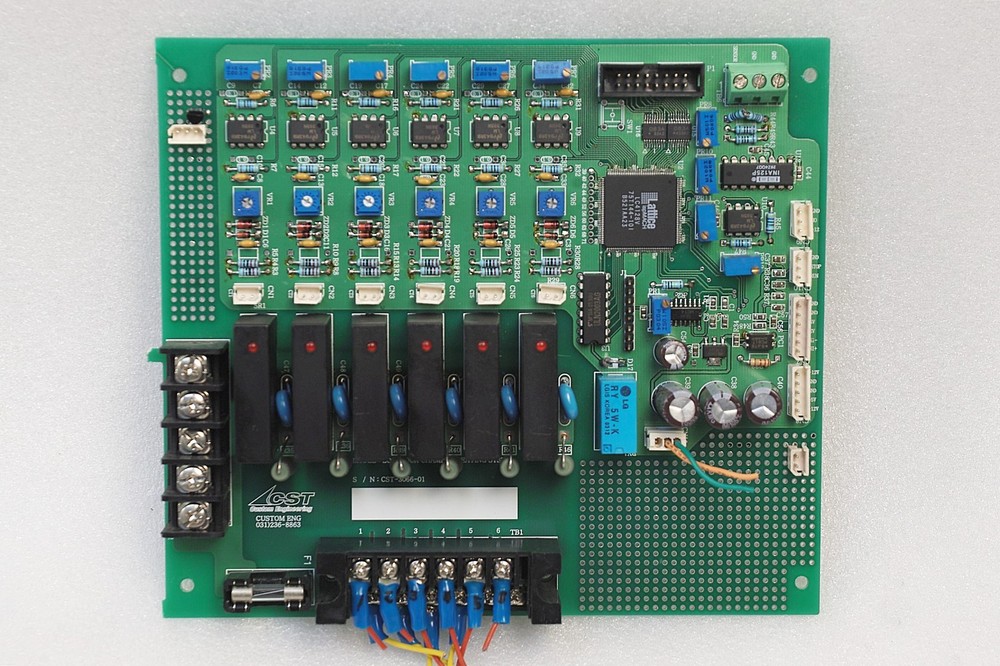 CST CUSTOM ENGINEERING LOAD LOCK CHAMBER HEATING SYSTEM BOARD FREE SHIP