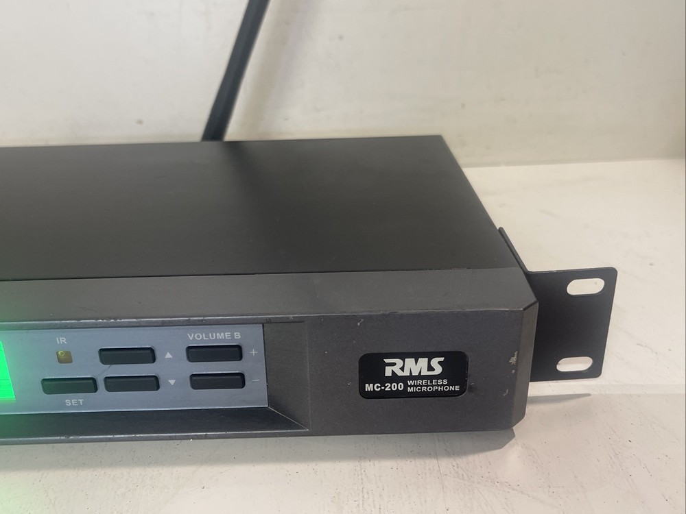 RMS MC-200 Wireless Microphone