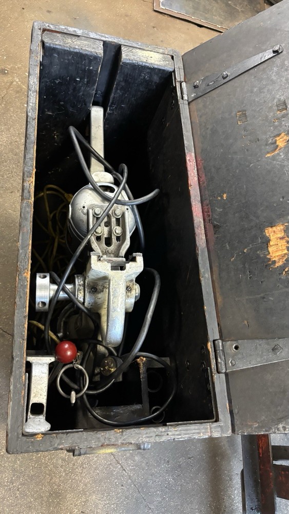 BUX Magnetic Base Drill Press
