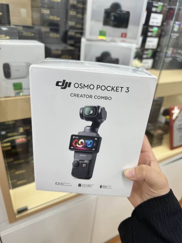 DJI Osmo Pocket 3 Complete Bundle - 1/1.3" Sensor, Wireless Mic, Tripod Included