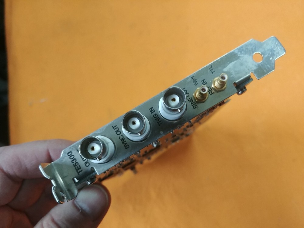 Tabor Electronics TE5300 125MS/s PCIBus Arbitrary Waveform Generator (*)