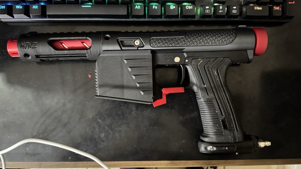 EMF100/ MG100 BODY KIT