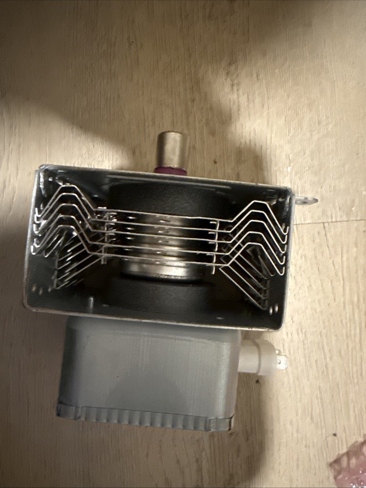 10QBP0232 Microwave Magnetron