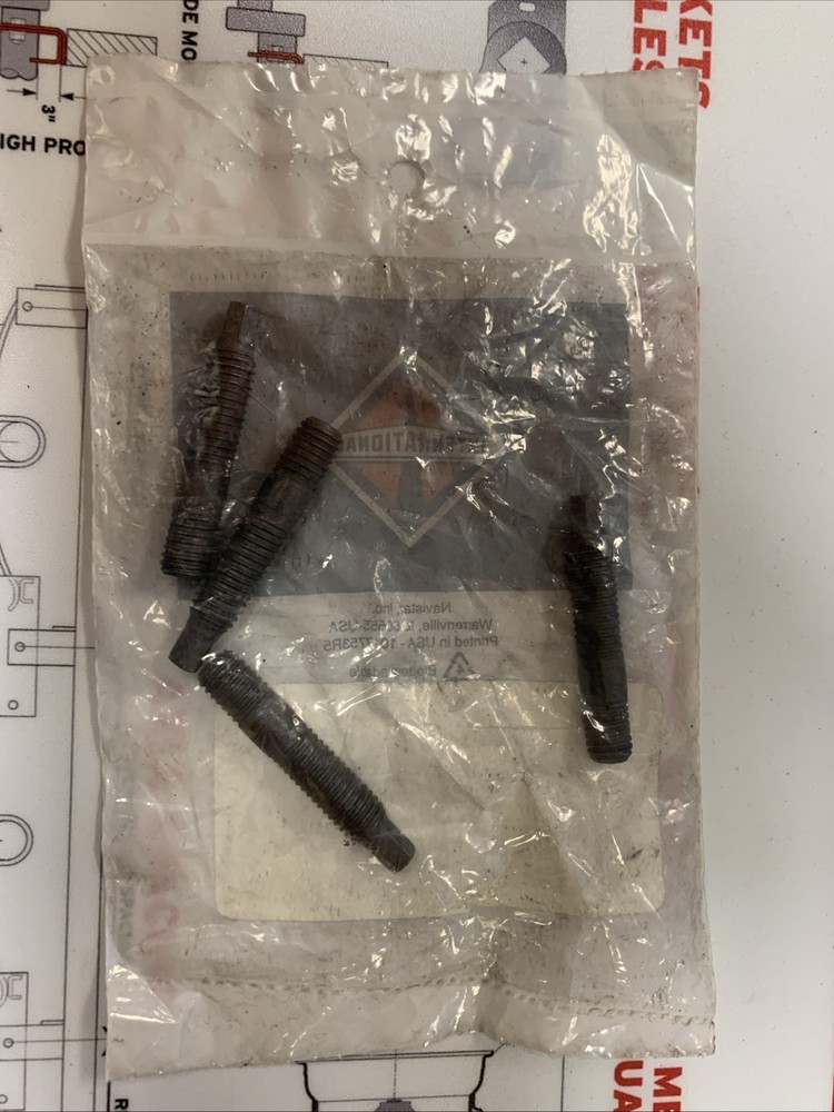 International 1873407C1 EGR Mounting Studs