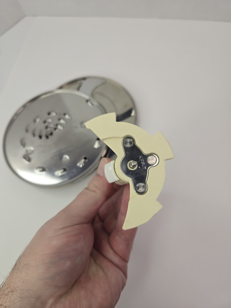 Kenmore KFP-7 Food Processor Replacement 4mm & Medium Disc Blades & Stem