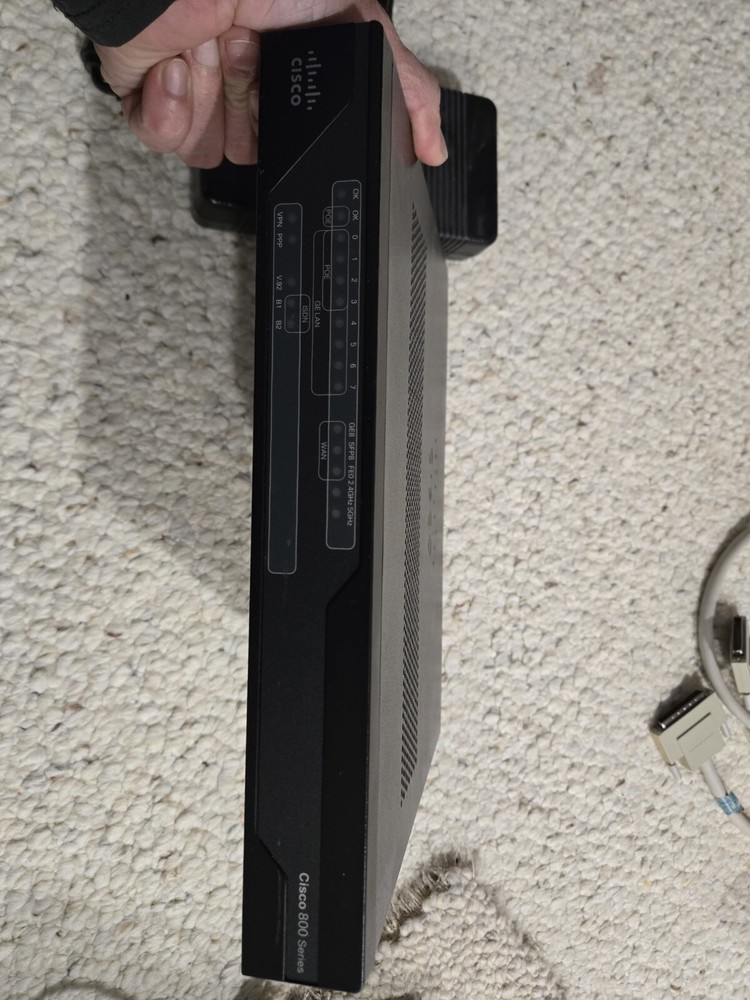 Cisco 891FW Wireless Gigabit Integrated Services Router