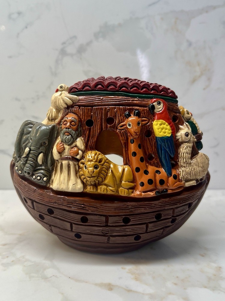 VINTAGE: 5.5" Authentic PERUVIAN Handmade Clay Pottery - Noah Ark Votive