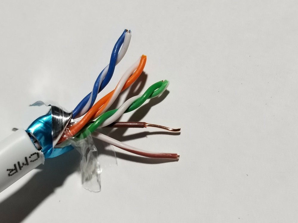 Commscope CS24R Cat5E F/UTP Shielded Network Ethernet Cable Riser White /100ft