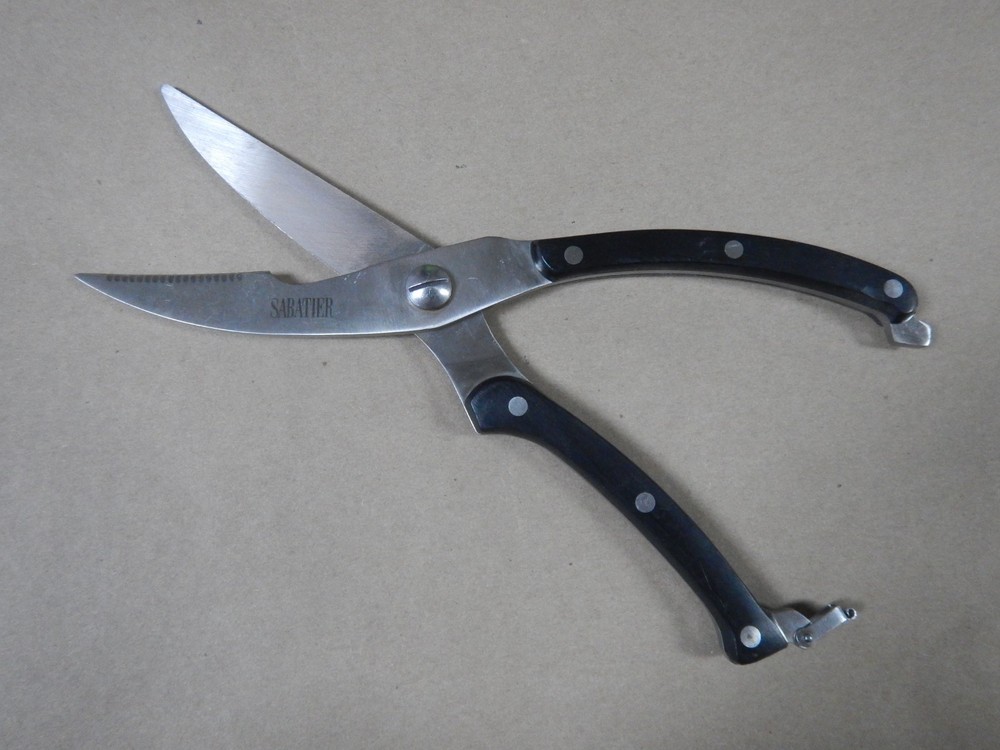 10" Sabatier Kitchen Multi Purpose Shears with Black spring loaded handles- nice