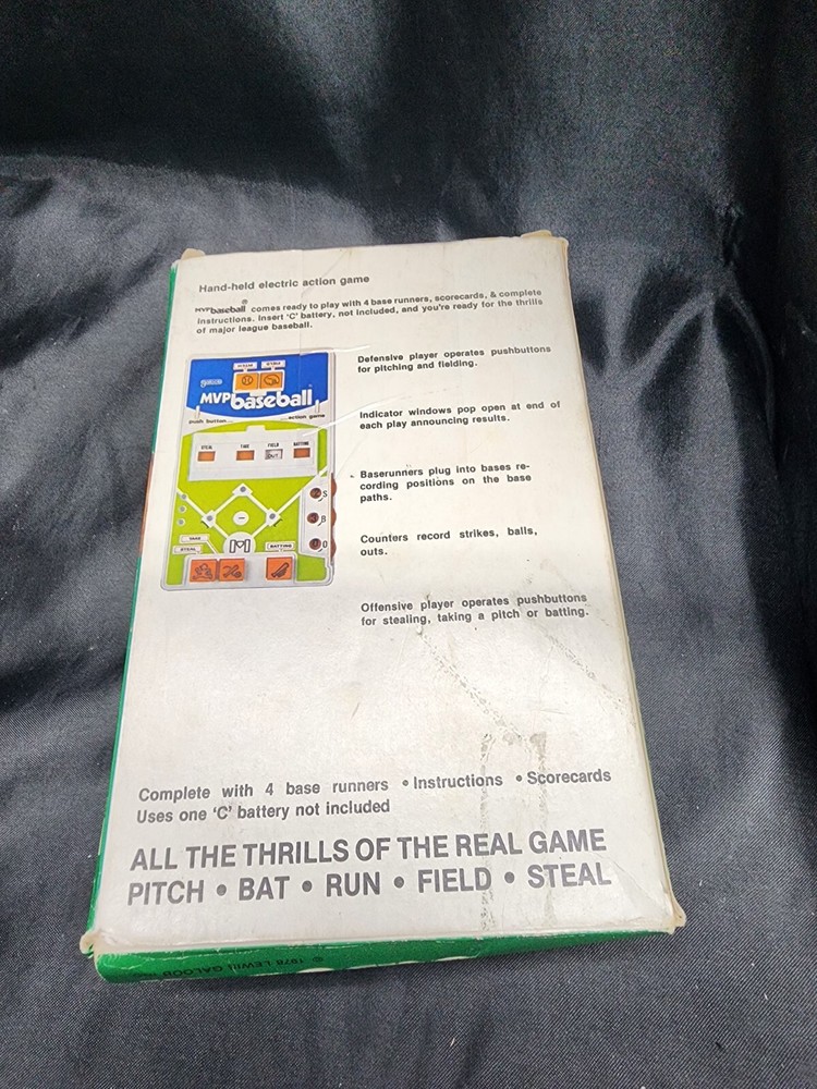 D4 MVP Baseball Hand Held Electric Game with original box 1978 Tested