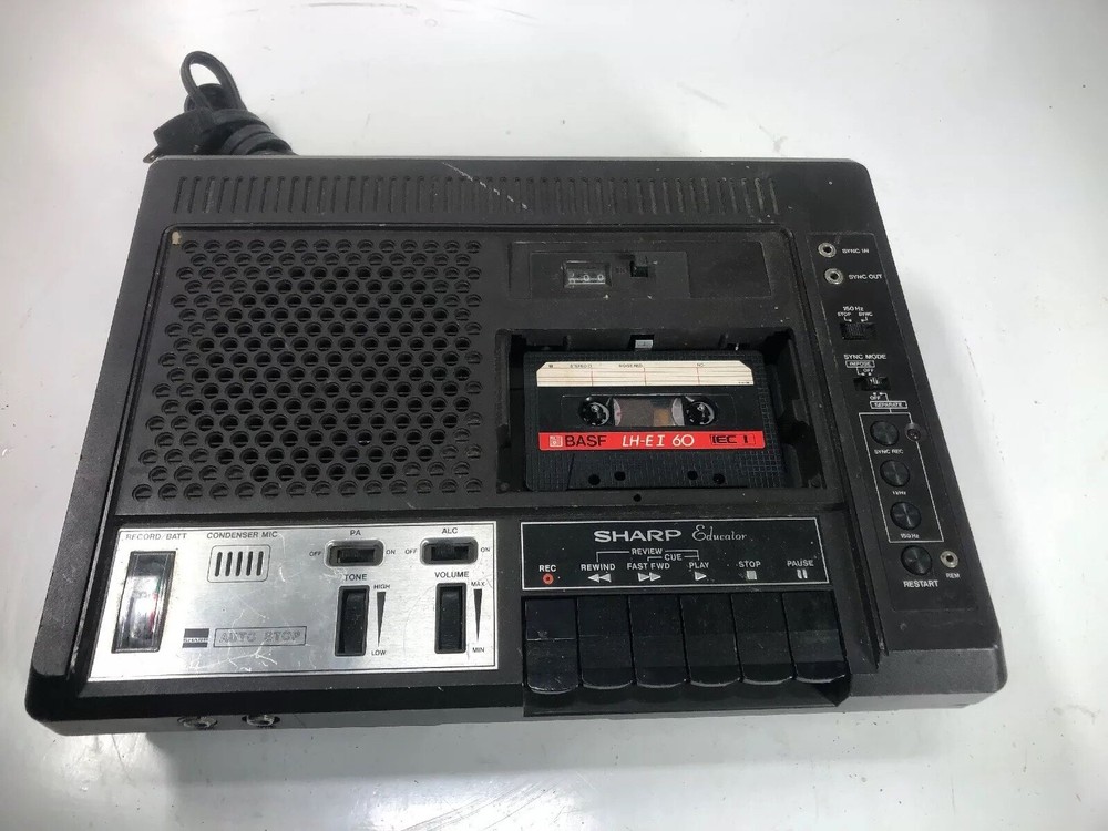 Sharp RD-670AV Educator 2 Slide Projector Sync Recorder As Is Parts