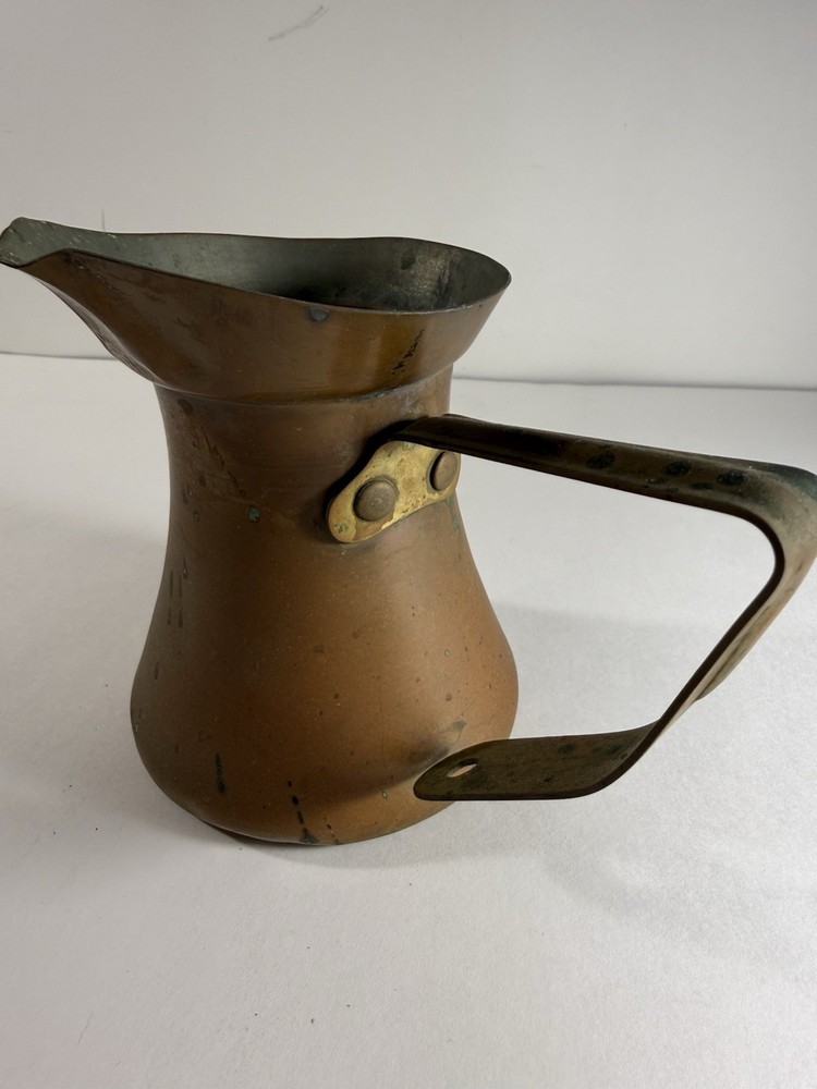 Vintage Primitive Copper Pitcher Creamer Syrup Coffee Handle