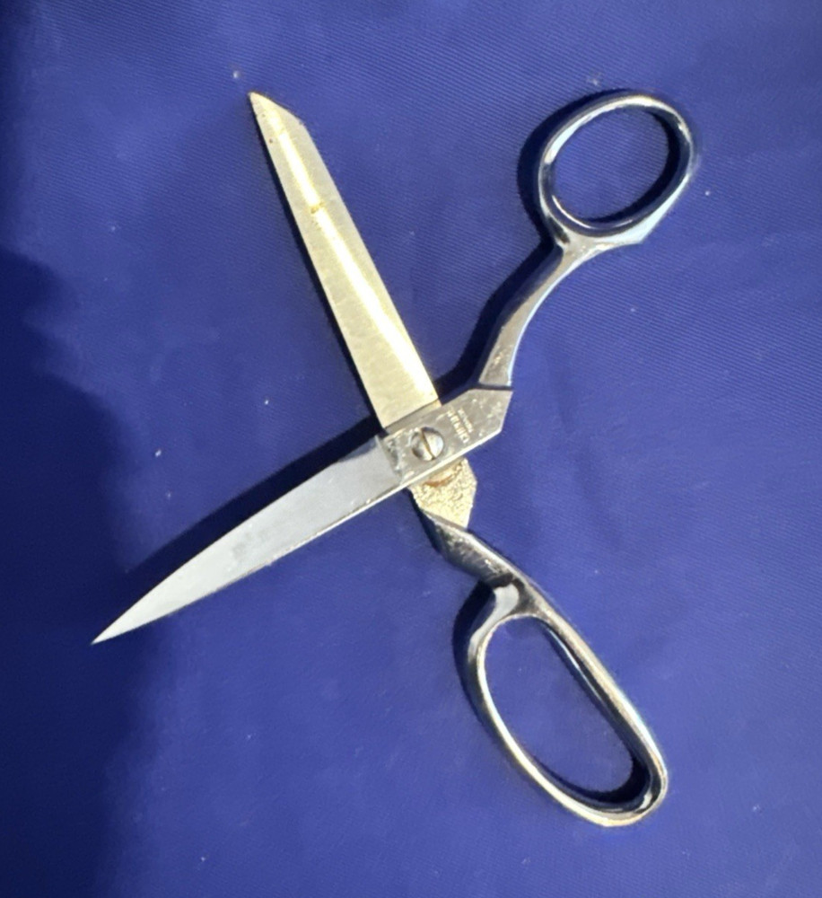 Gingher 8 inch Tailor Scissors with Knife Edge