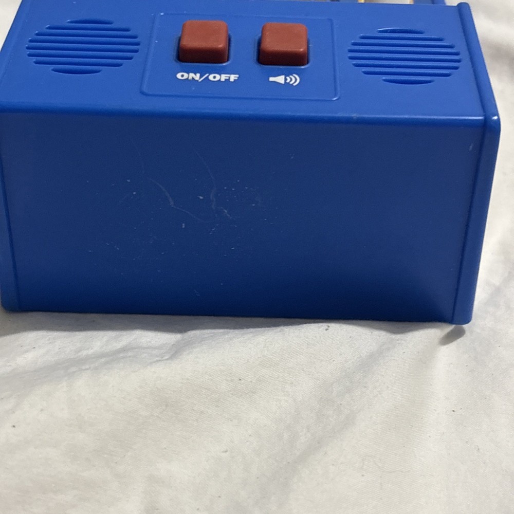 Ms. Pac-man Handheld Retro Mini Arcade Game 2018 Basic Fun Bandai Namco