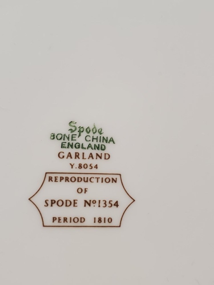 Spode Garland Dinner Plate LK