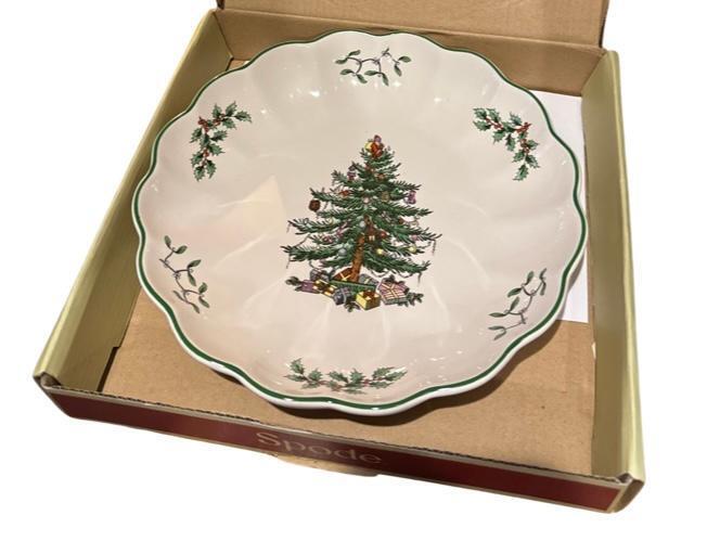 Spode Christmas Tree 8" Fluted Dish NIB