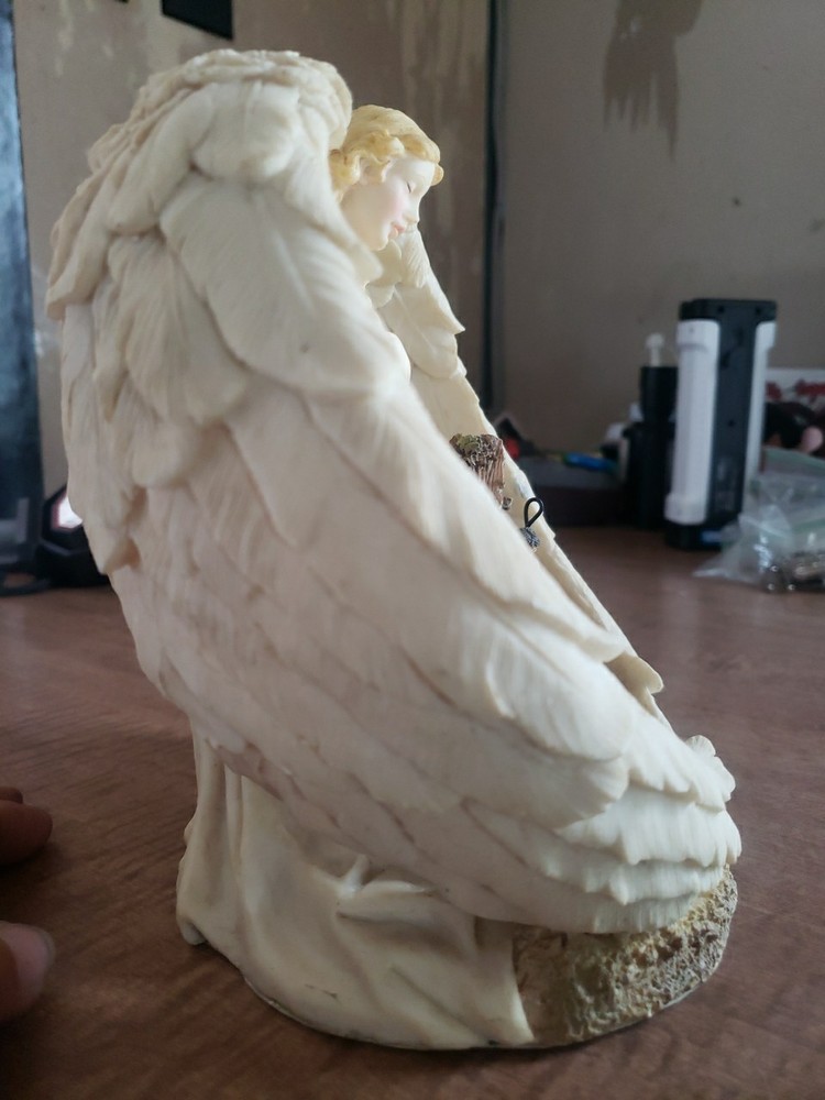 Sculptured Angel Night Light With Nativity Scene