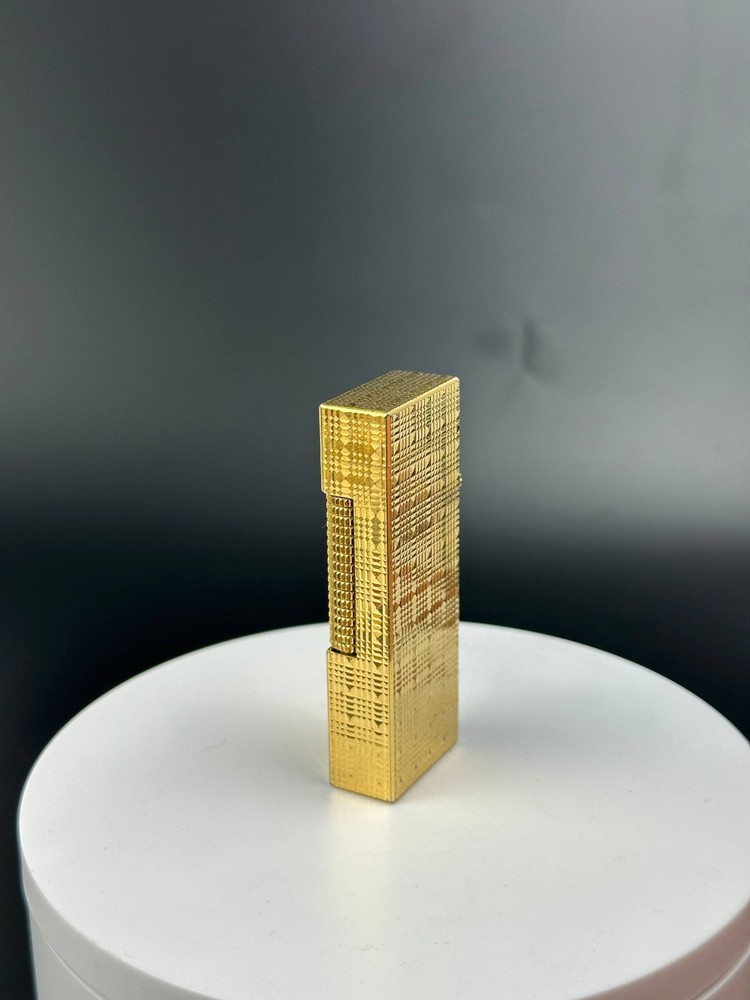 Dunhill lighter square tartan pattern Gold plated with box and papers