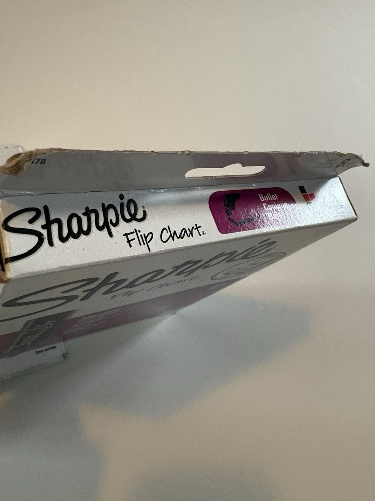 SHARPIE Flip Chart Markers ~ Bullet Tip, Black 8 Pack, Low-Odor