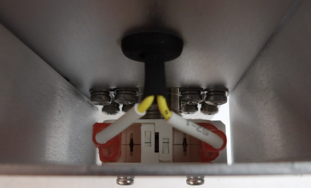 Comet Technologies 20069403 RF Match 2000W @ 13.56MHz Working Surplus