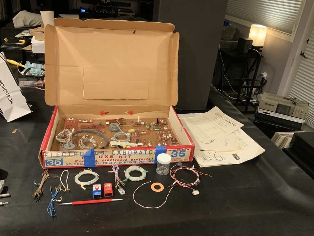 Vintage Superex Electronics Laboratory 35 Exciting Electronic Projects! RARE SEE