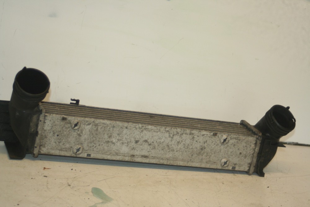 (95) 2010 BMW 1 SERIES E82. BOOST INTERCOOLER