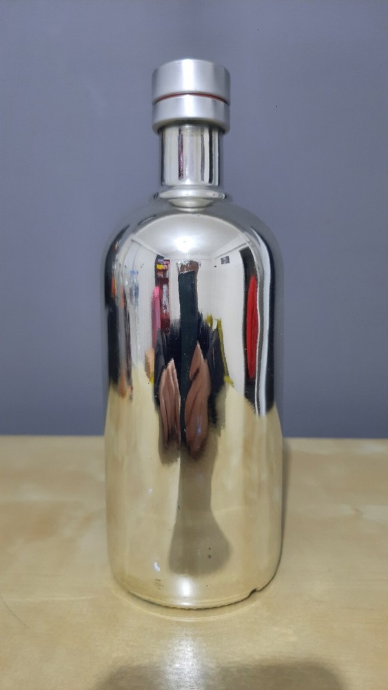 ABSOLUT VODKA LIMITED EDITION, SILVER MIRROR BOTTLE 700ml EMPTY BOTTLE