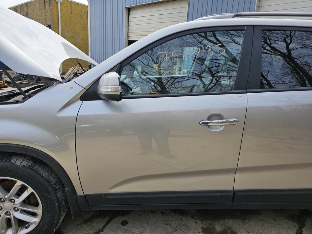 SORENTO 2015 Headrest 2450006