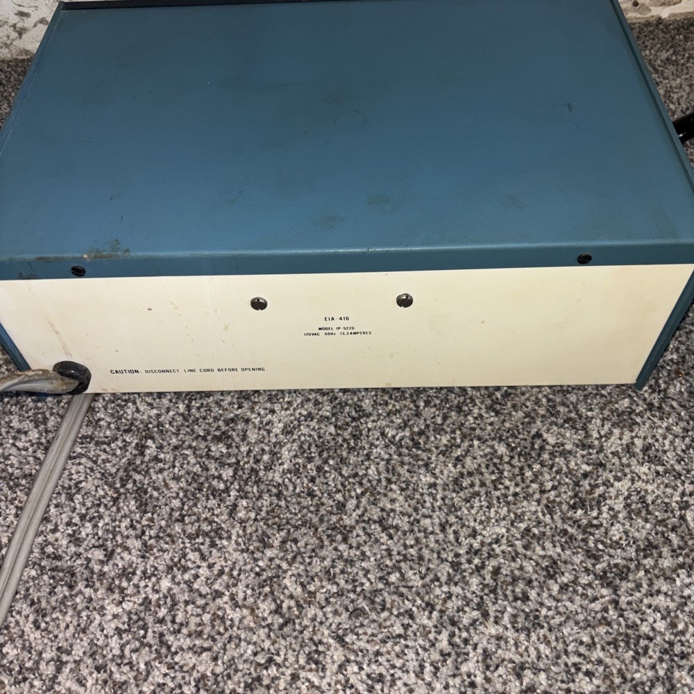Heathkit IP-5220 Variable Isolated AC Power Supply - Powers On, Untested