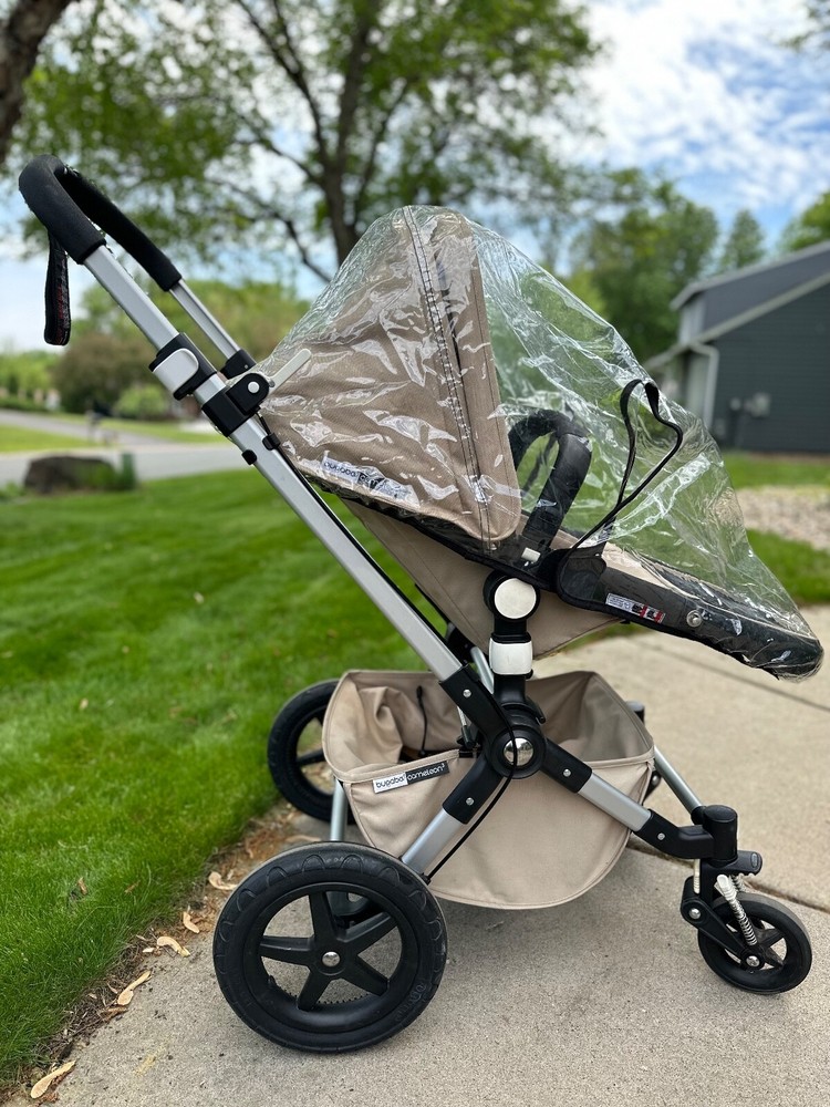 Pre-Owned Bugaboo Chameleon 3 in Sand Colour-Full Set