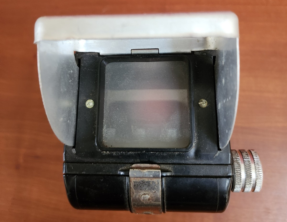 Herbert George Co. INSTA FLASH 620 CAMERA - Untested & Sold As Is