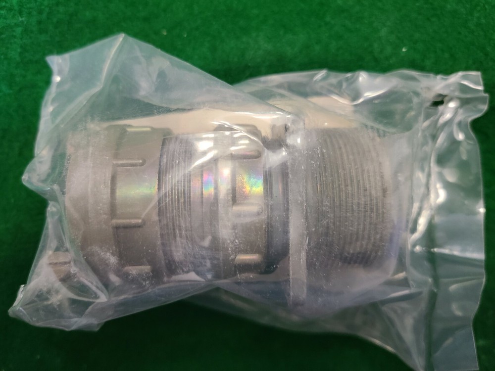 ITT Cannon Electric Plug MS 3100E-24-28P