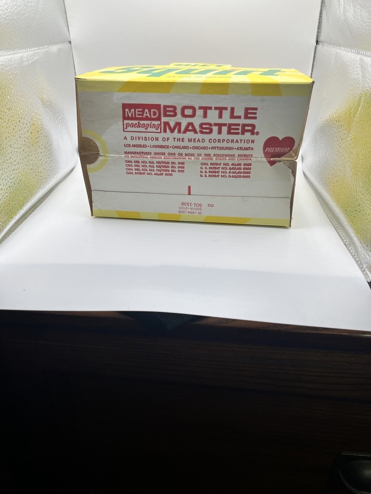 Diet Squirt Paper six pack carrier