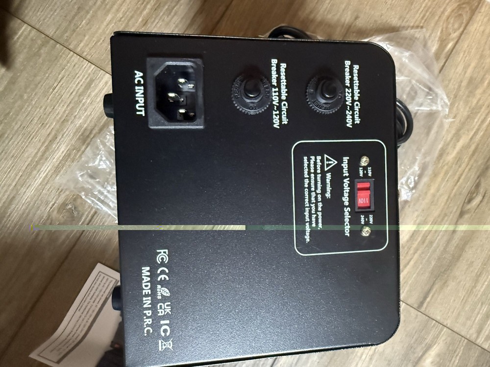 Voltage Transformer Converter 1000 Watt Step Up/Down Convert from 110-120 Volt