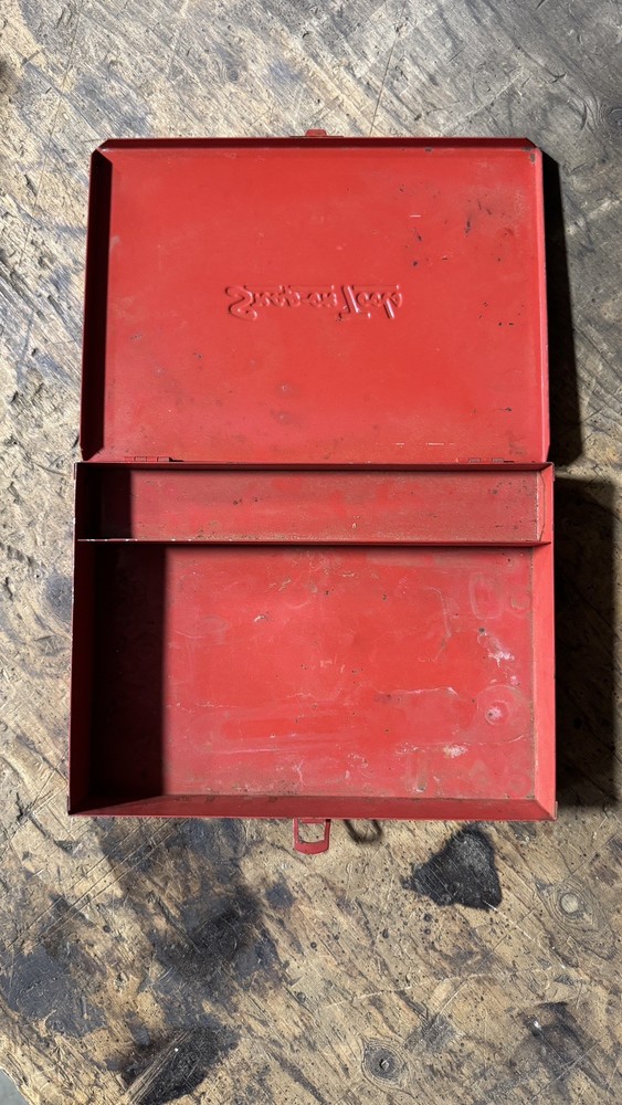 Vintage Snap On Tools KRW-140 Metal Case