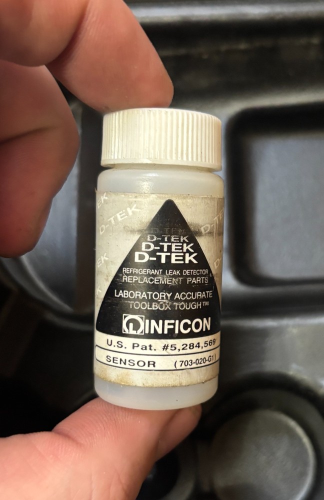 Inficon TEK-MATE Refrigerant Leak Detector W/ Case