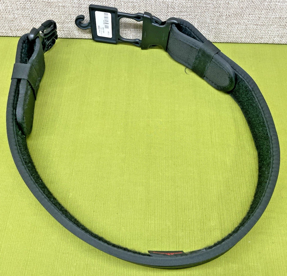 Bianchi Accumold Nylon Duty belt, Model 7200, Size MEDIUM