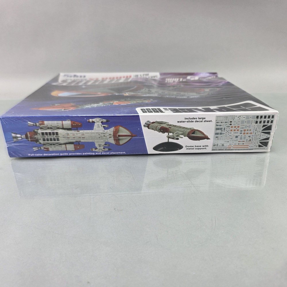 MPC 1/48 Space 1999 Hawk Mark IX Plastic Model Kit MPC947 SEALED