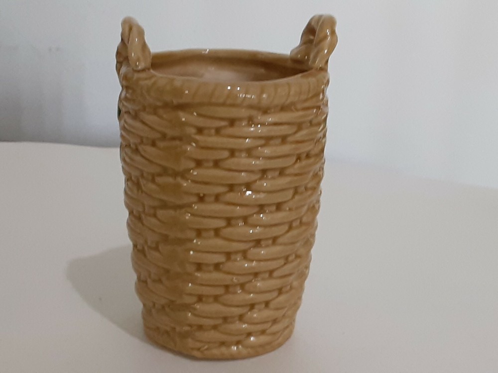 Ceramic Planter Coiled Rope With Crawling Crabs 6"