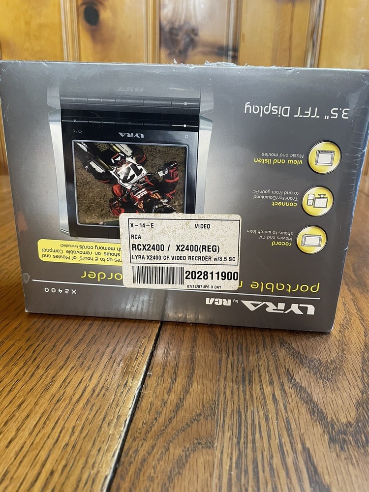 Lyra X2400 RCA Portable Multimedia Recorder