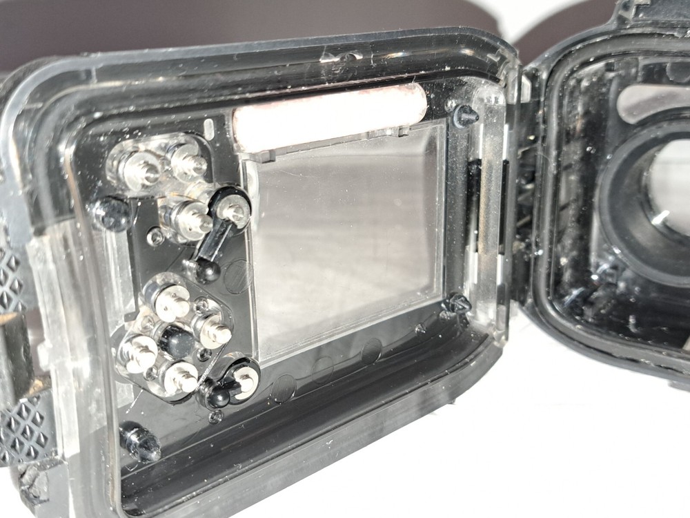 *read*Sealife DC 600 Camera With under water Case