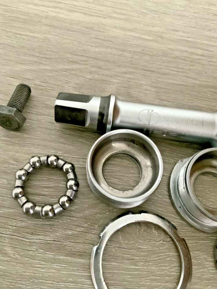 SHIMANO 600 BOTTOM BRACKET 68-114 MM BRITISH THREADED