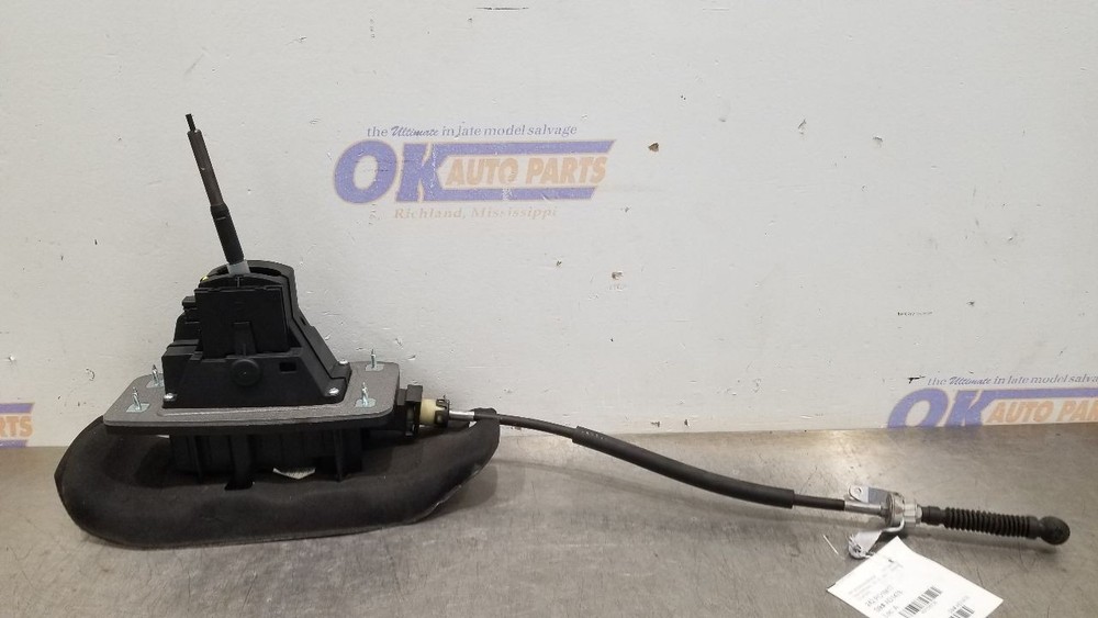 17 PORSCHE MACAN GTS 95B AUTOMATIC TRANSMISSION SHIFTER