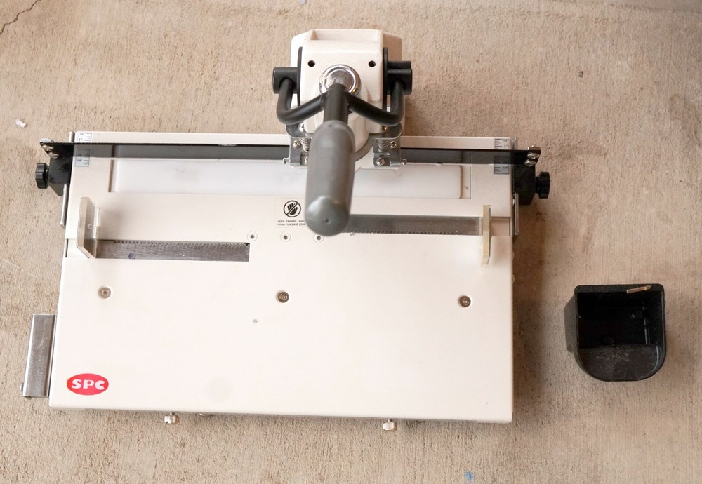 SPC  FILEPECKER I (X) LS Paper Punch