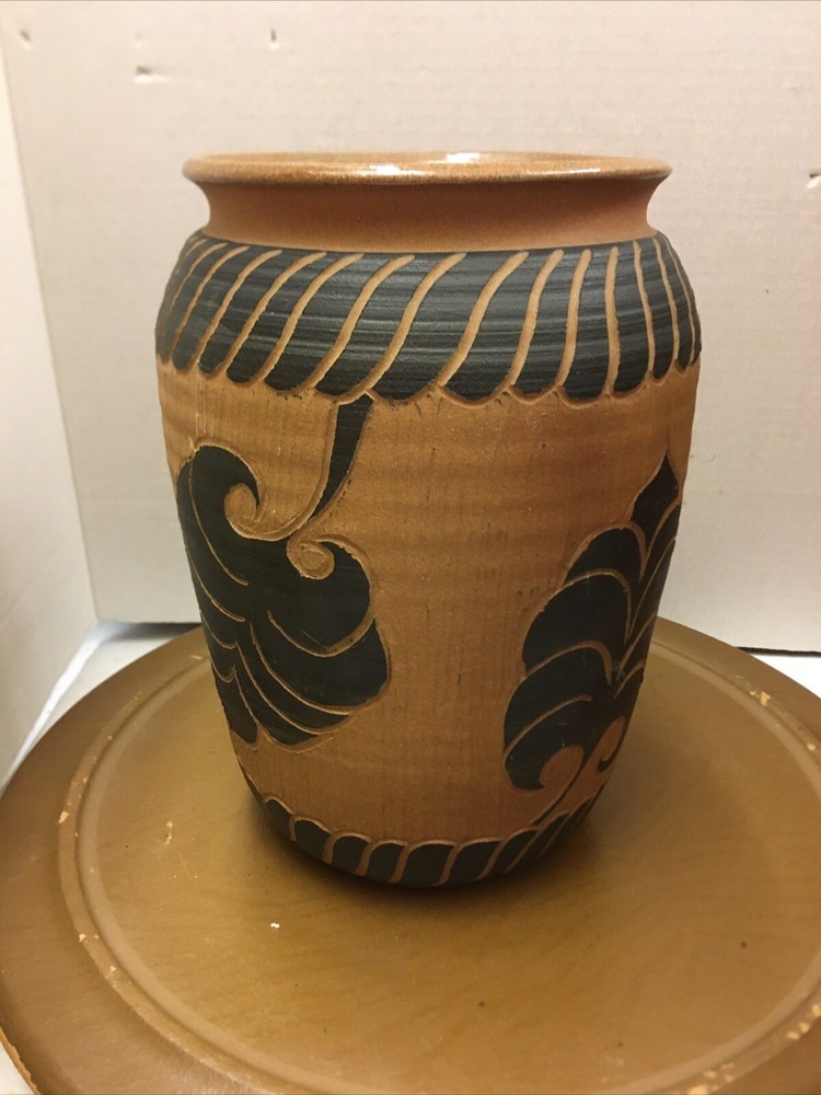 signed  pottery vase leaves & design 9” see a010