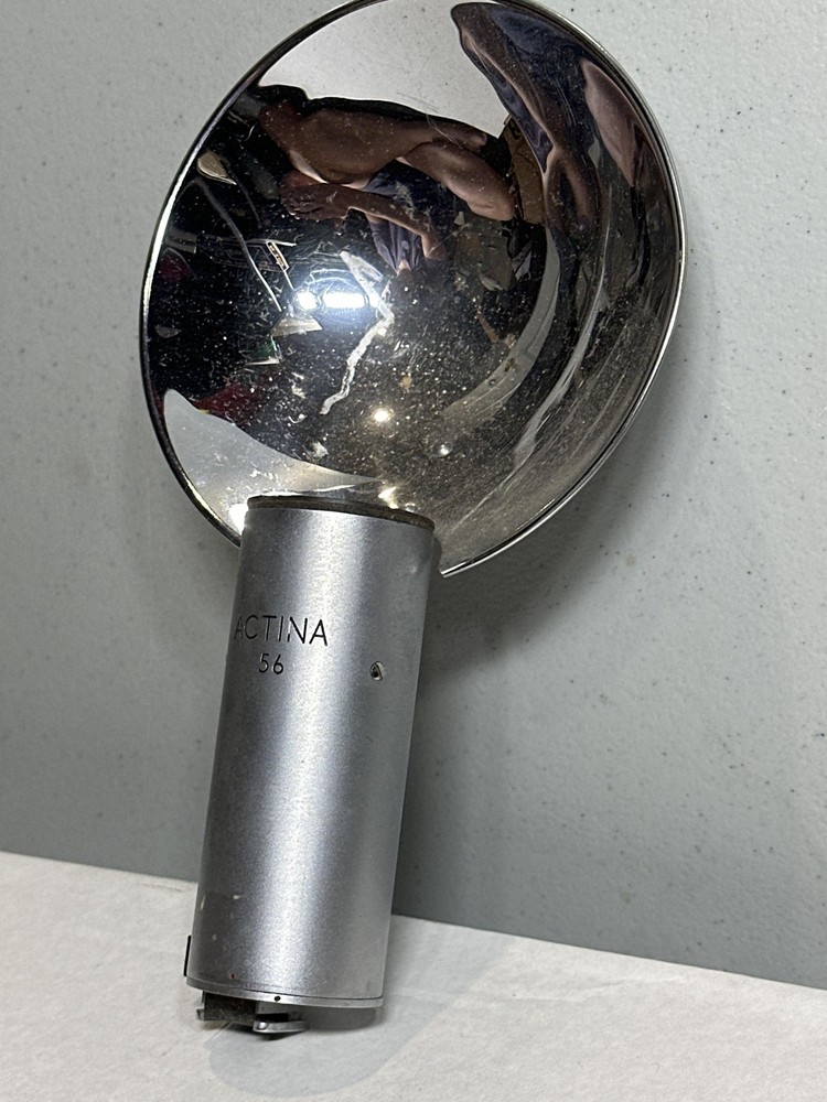 Actina 56 Flash Camera Accessory Silver Removable Reflector Attachments